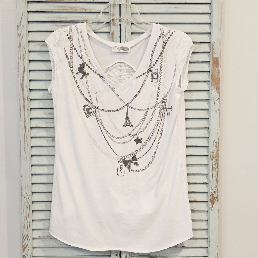 NEW RECRUIT Womens White Paris Chain Graphic Cap Sleeve Maternity Blouse Top EUC